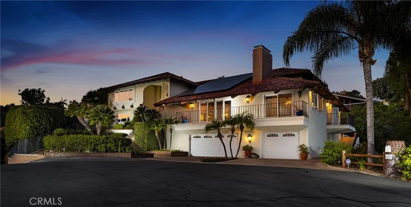 10271 Ladera Senda, North Tustin, CA 92705