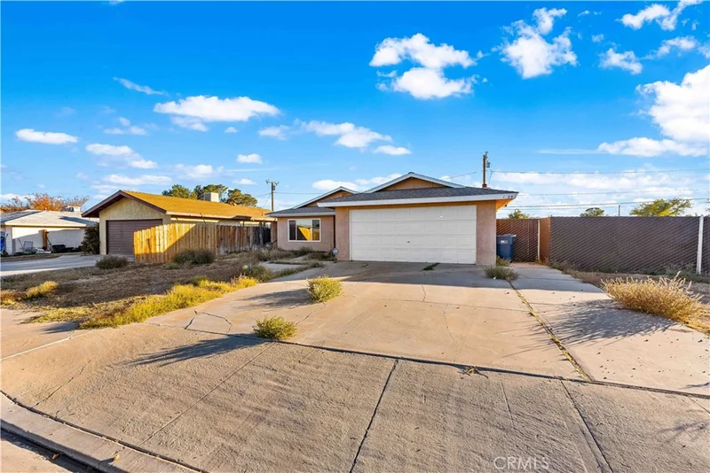 1025 Upjohn, Ridgecrest, CA 93555