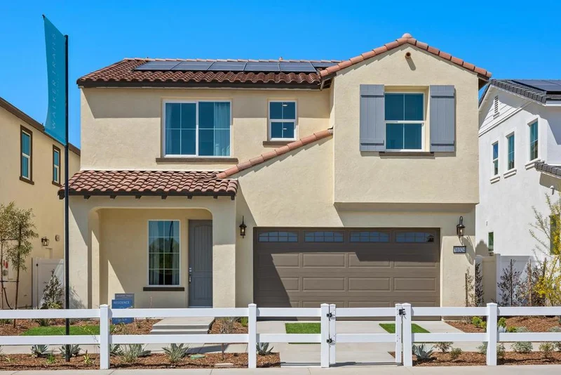 10373 River Bluff, Santee, CA 92071