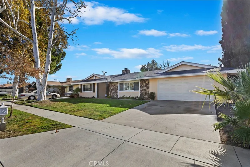 27341 Fisher, Highland, CA 92346
