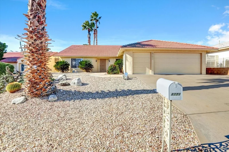 8771 Clubhouse, Desert Hot Springs, CA 92240