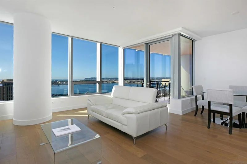 888 E St #2503, San Diego, CA 92101