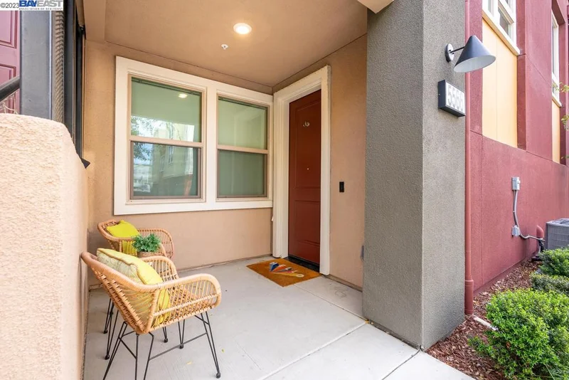 5566 Barrel Ct, Dublin, CA 94568