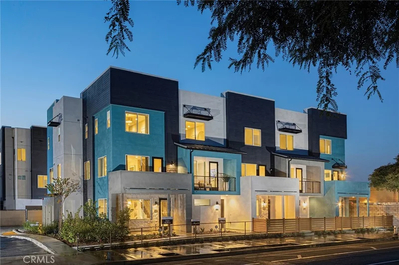 850 Harbor, Santa Ana, CA 92704