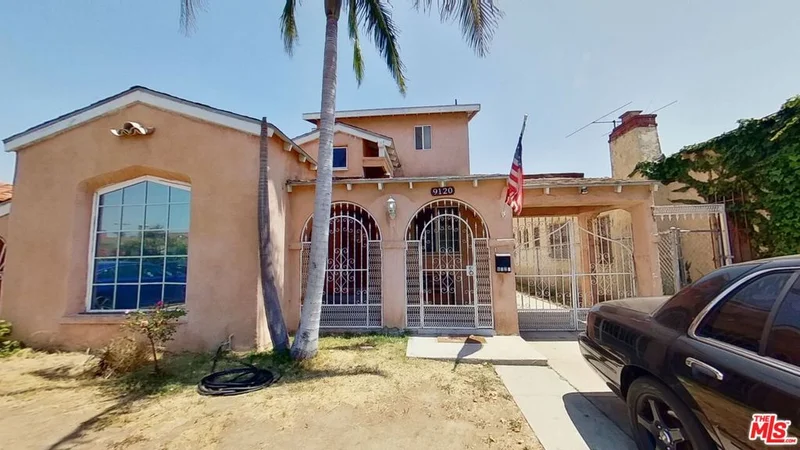 9120 Dalton, Los Angeles, CA 90047