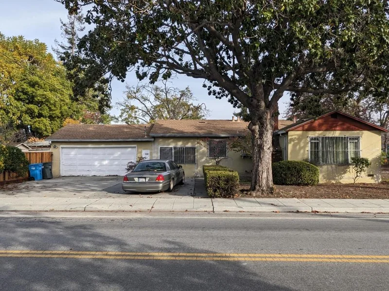 551 Newbridge, Menlo Park, CA 94025