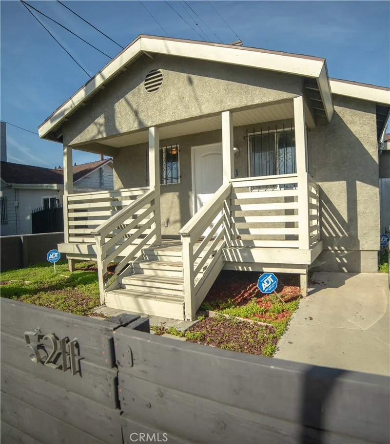 5211 Romaine, Los Angeles, CA 90029