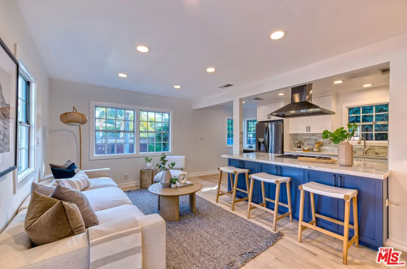 851 Palms, Venice, CA 90291