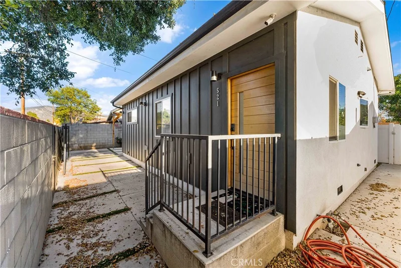 519 Hagar, San Fernando, CA 91340