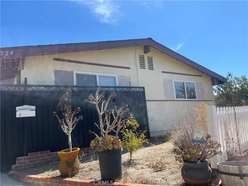 18724 Bainbury, Canyon Country, CA 91351