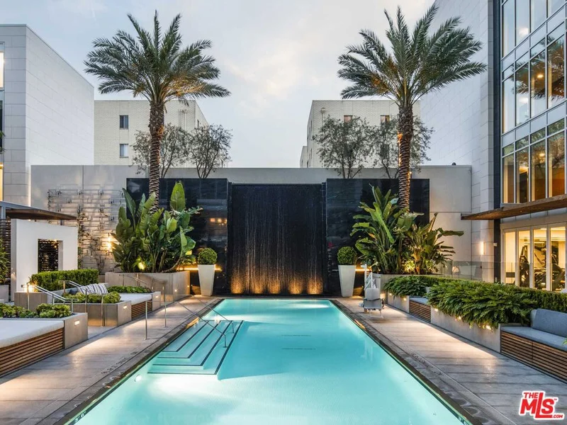 9000 3rd #309, Los Angeles, CA 90048