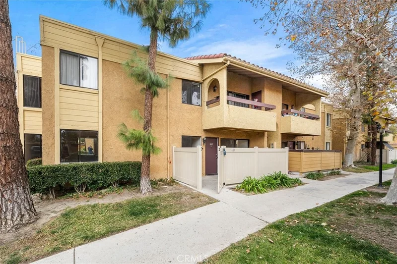 18760 Mandan #1407, Canyon Country, CA 91351