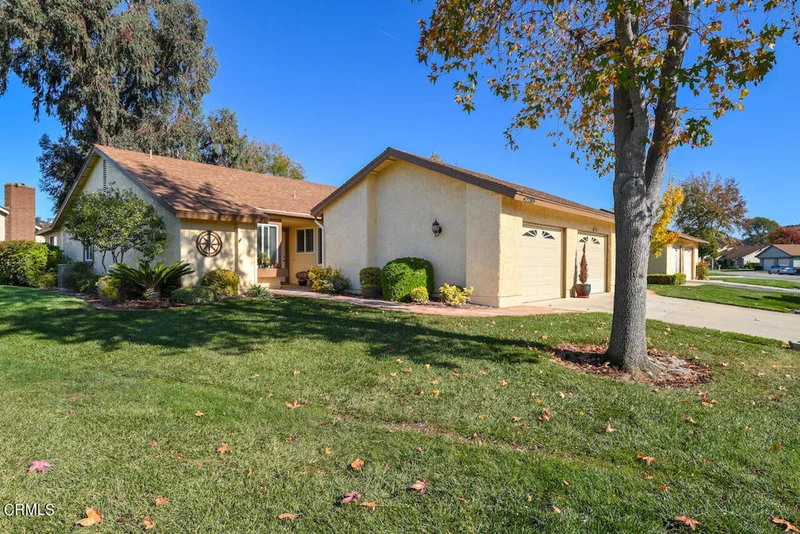 42203 Village 42, Camarillo, CA 93012