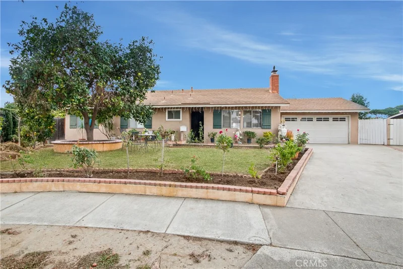 8871 Dudman Dr, Garden Grove, CA 92841