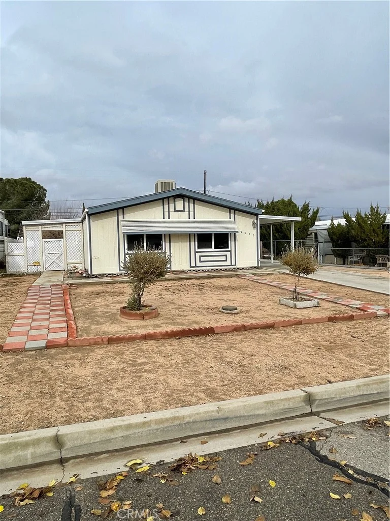19072 Hinton, Hesperia, CA 92345
