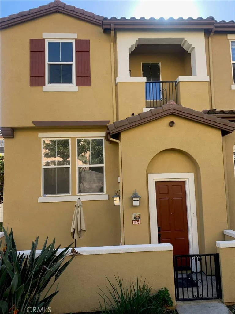1864 12th, National City, CA 91950