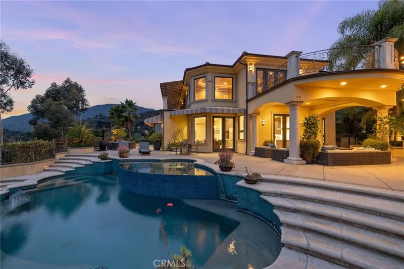 105 Oak, Monrovia, CA 91016