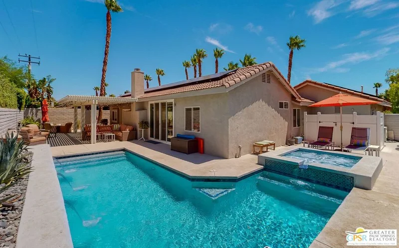 2935 Sequoia, Palm Springs, CA 92262