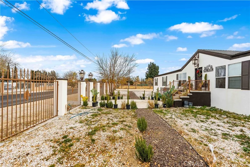 10346 Avenue R4, Littlerock, CA 93543