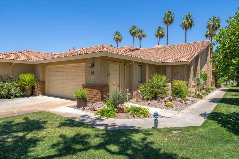 56 Maximo, Palm Desert, CA 92260