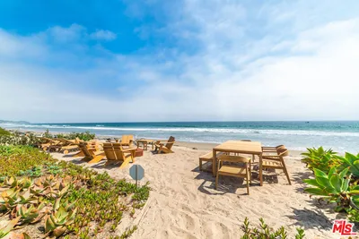 30962 Broad Beach Road photo 2