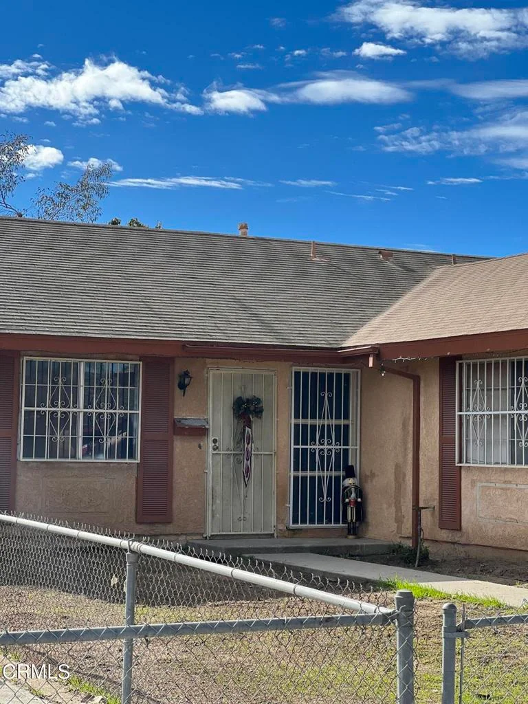 1860 La Puerta, Oxnard, CA 93030