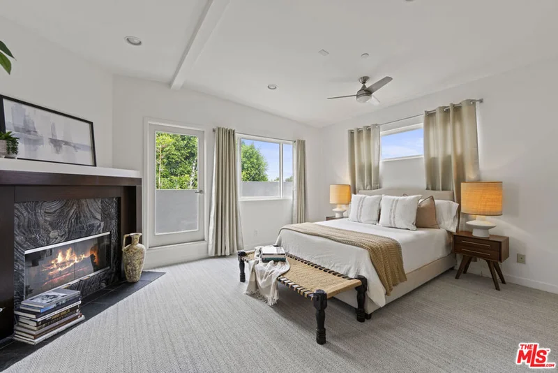 550 Vernon #D, Venice, CA 90291