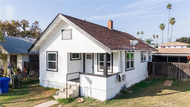 857 7th, Pomona, CA 91766
