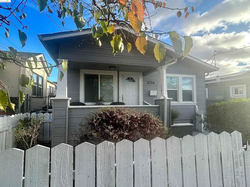 2754 75th Ave, Oakland, CA 94605