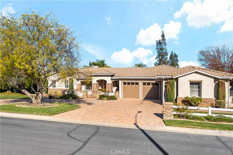 42796 Joshua Tree, Murrieta, CA 92562