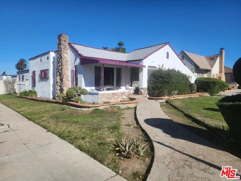 2529 73rd, Los Angeles, CA 90043