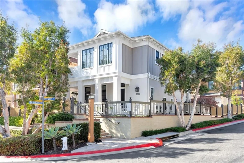 2706 Bungalow, Corona Del Mar, CA 92625