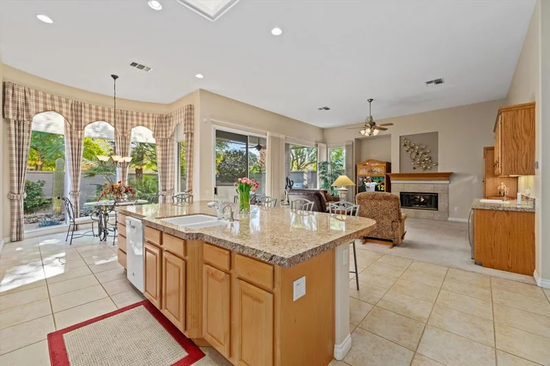 78439 Kensington, Palm Desert, CA 92211