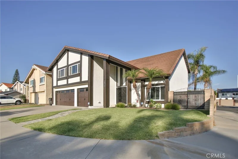 18922 Flagstaff, Huntington Beach, CA 92646