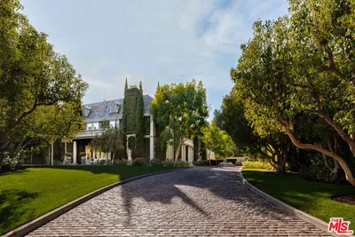 51 Beverly Park