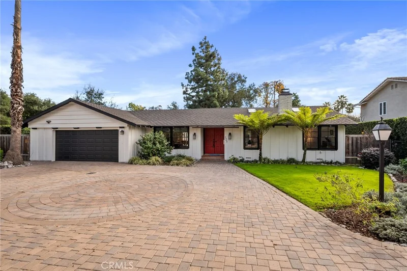 2960 San Pasqual, Pasadena, CA 91107