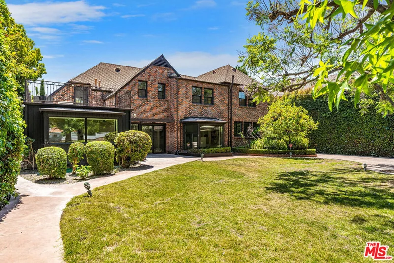 626 Crescent, Beverly Hills, CA 90210