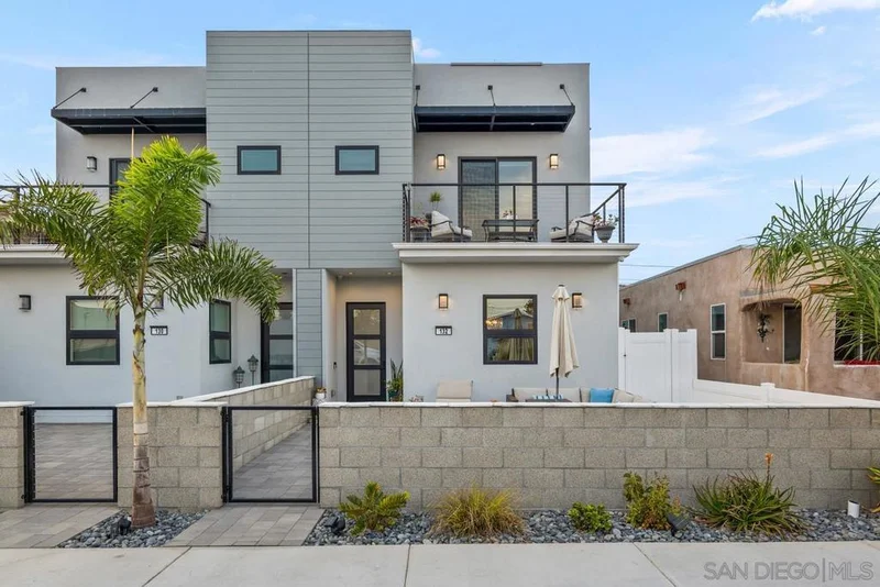 225 Ebony, Imperial Beach, CA 91932