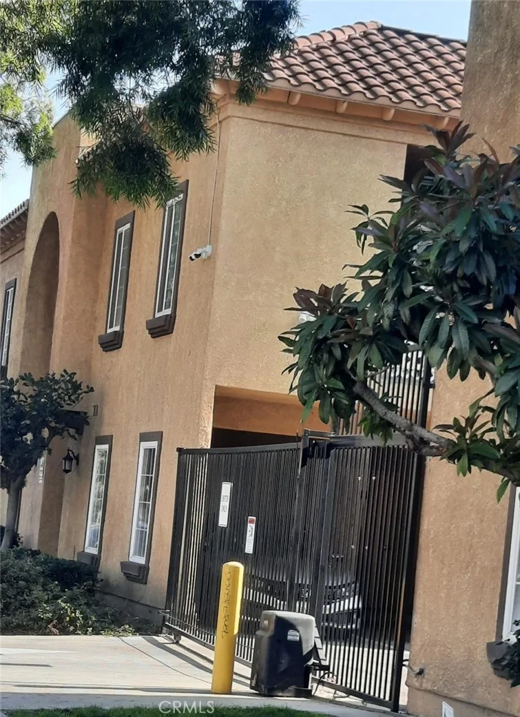 2944 Belgrave #101, Huntington Park, CA 90255