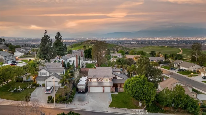 11233 Cadbury, Riverside, CA 92505