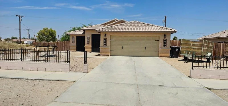 1254 Red Sea, Thermal, CA 92274