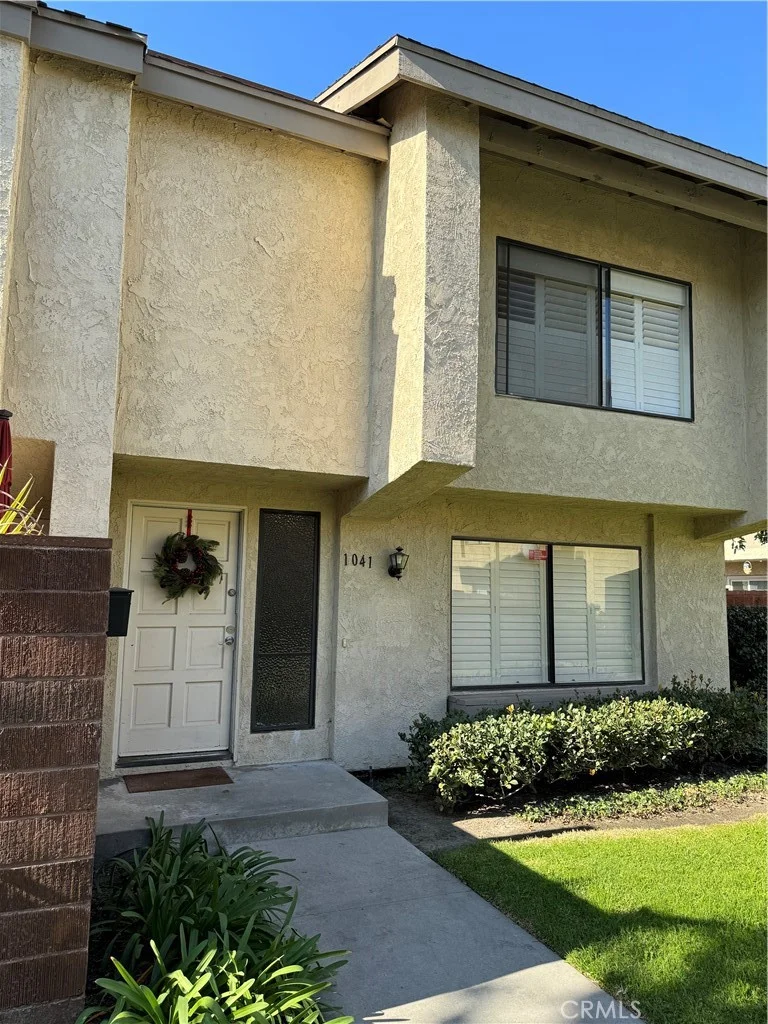 1041 Lamark, Anaheim, CA 92802