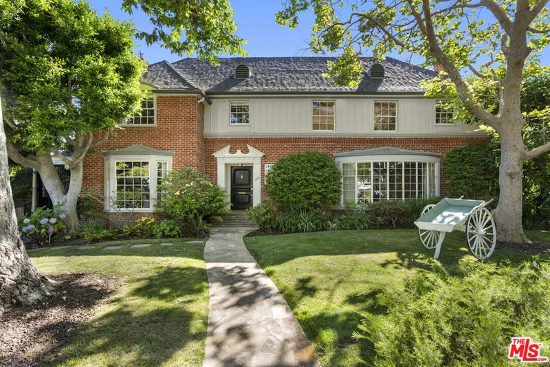 613 Trenton, Beverly Hills, CA 90210