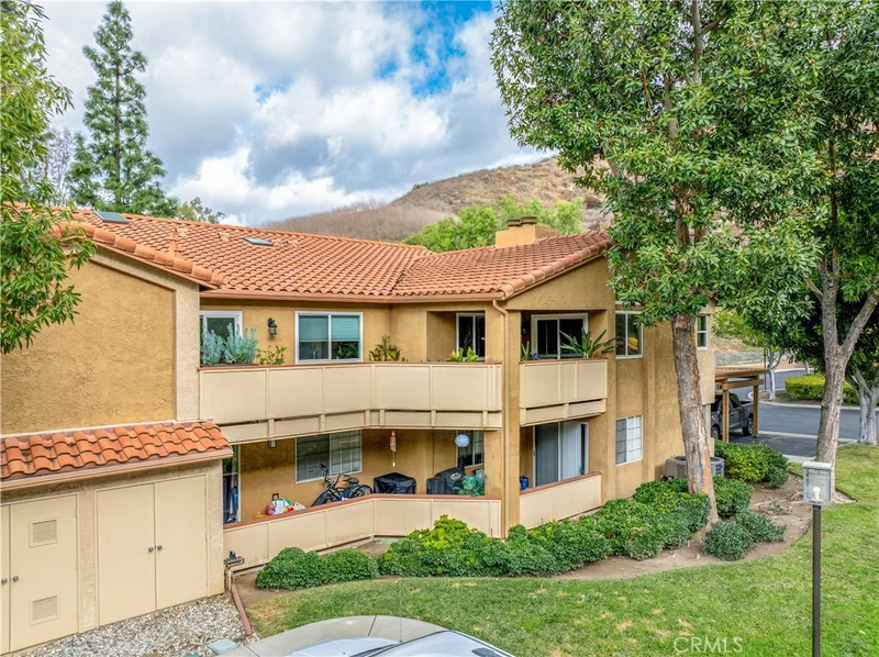 5480 Copper Canyon #1H, Yorba Linda, CA 92887