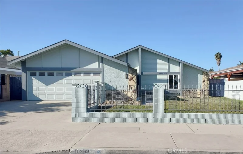 10359 Kimberly, Los Angeles, CA 90002