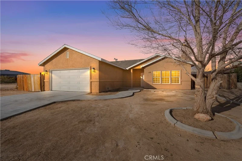 10141 Evelyn, California City, CA 93505