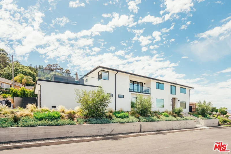 5608 Aladdin, Los Angeles, CA 90008