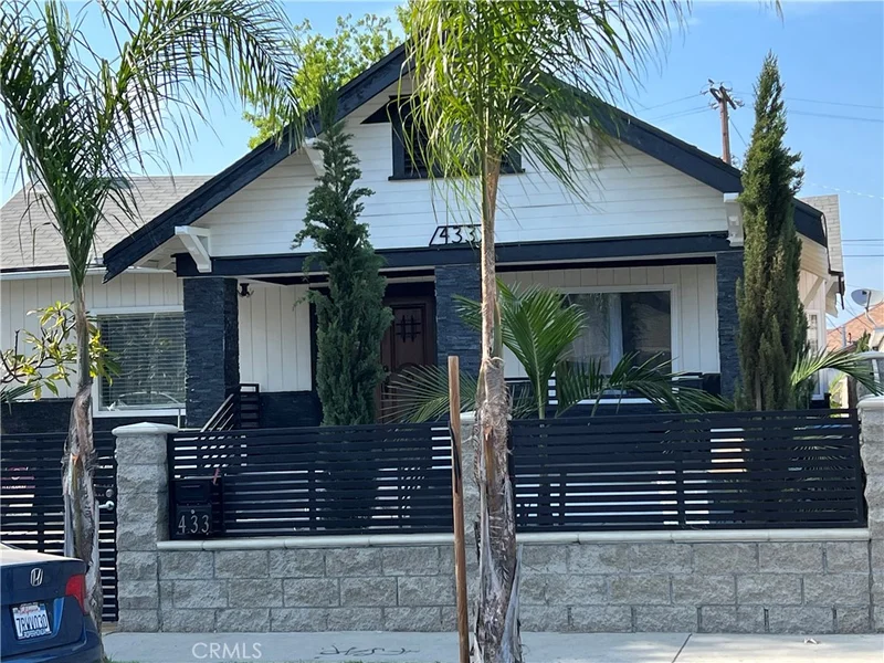 433 49th, Los Angeles, CA 90037