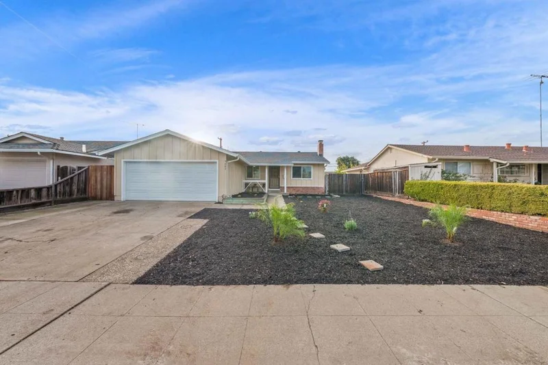 5083 Trenary, San Jose, CA 95118
