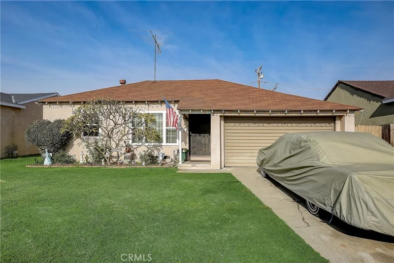 2589 218th, Carson, CA 90810